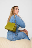 Kisslock Crossbody